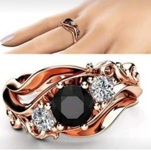 Rose gold womans ring